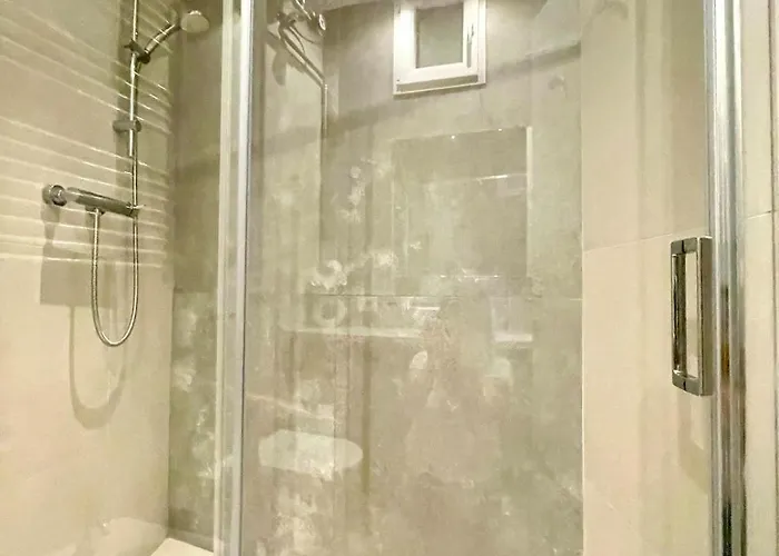 Daire Le Cap, Beau Trois Pieces Au Coeur De La Vieille *