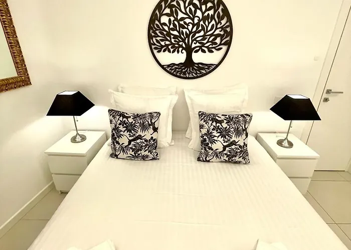 Le Cap, Beau Trois Pieces Au Coeur De La Vieille Apartamento Menton